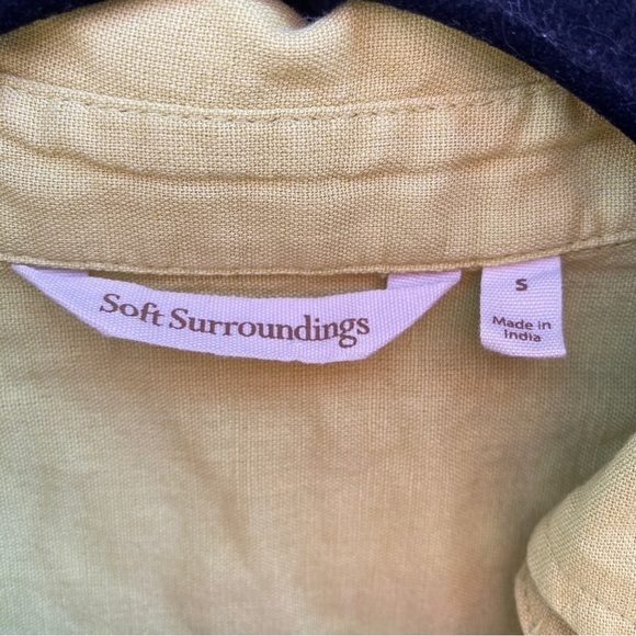 Soft Surroundings Green Livvie Linen Blend Floral Embroidered Roll Tab Tunic - Picture 8 of 10